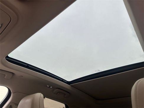 Used 2020 Lincoln Corsair Reserve w/ Equipment Group 201A image 19