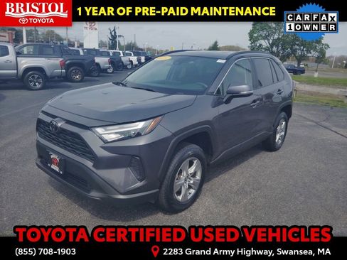 Used 2024 Toyota RAV4 XLE AWD/4WD image 4