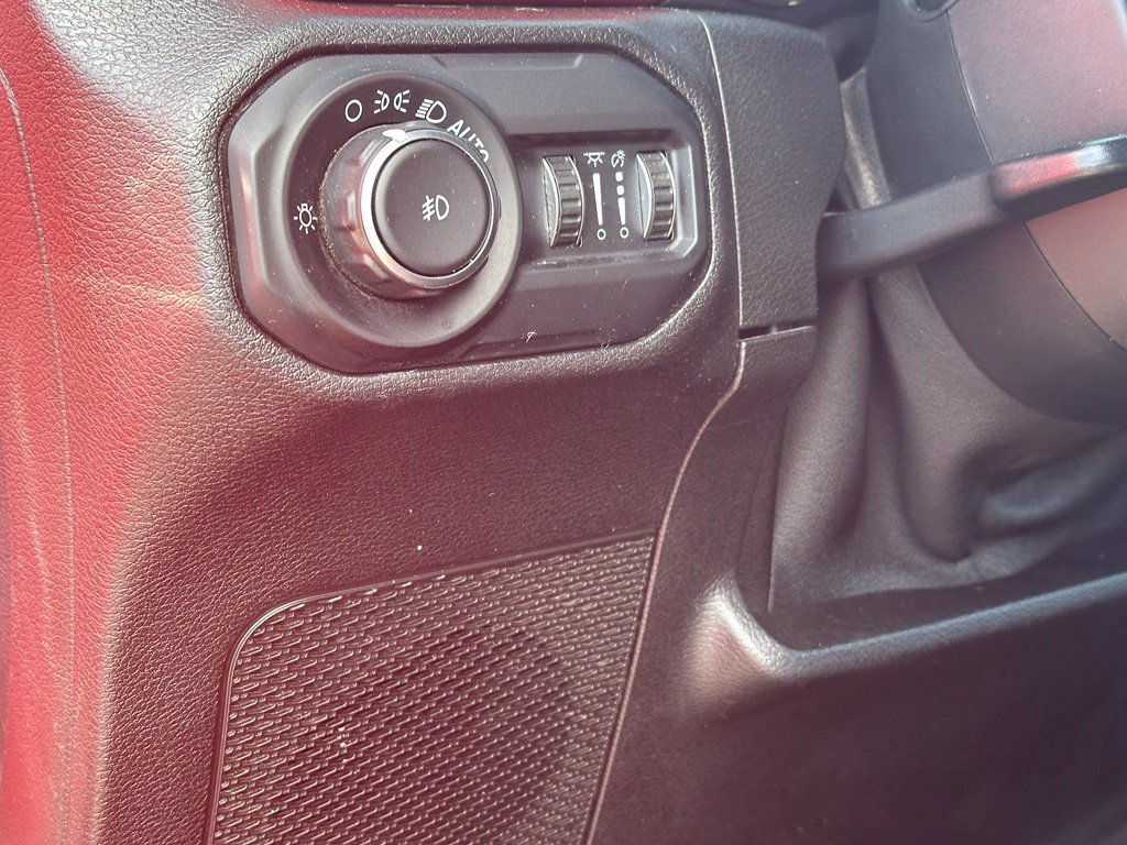Used 2021 Jeep Wrangler Unlimited Rubicon AWD/4WD image 25