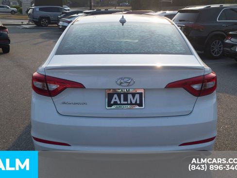 Used 2016 Hyundai Sonata SE FWD image 5