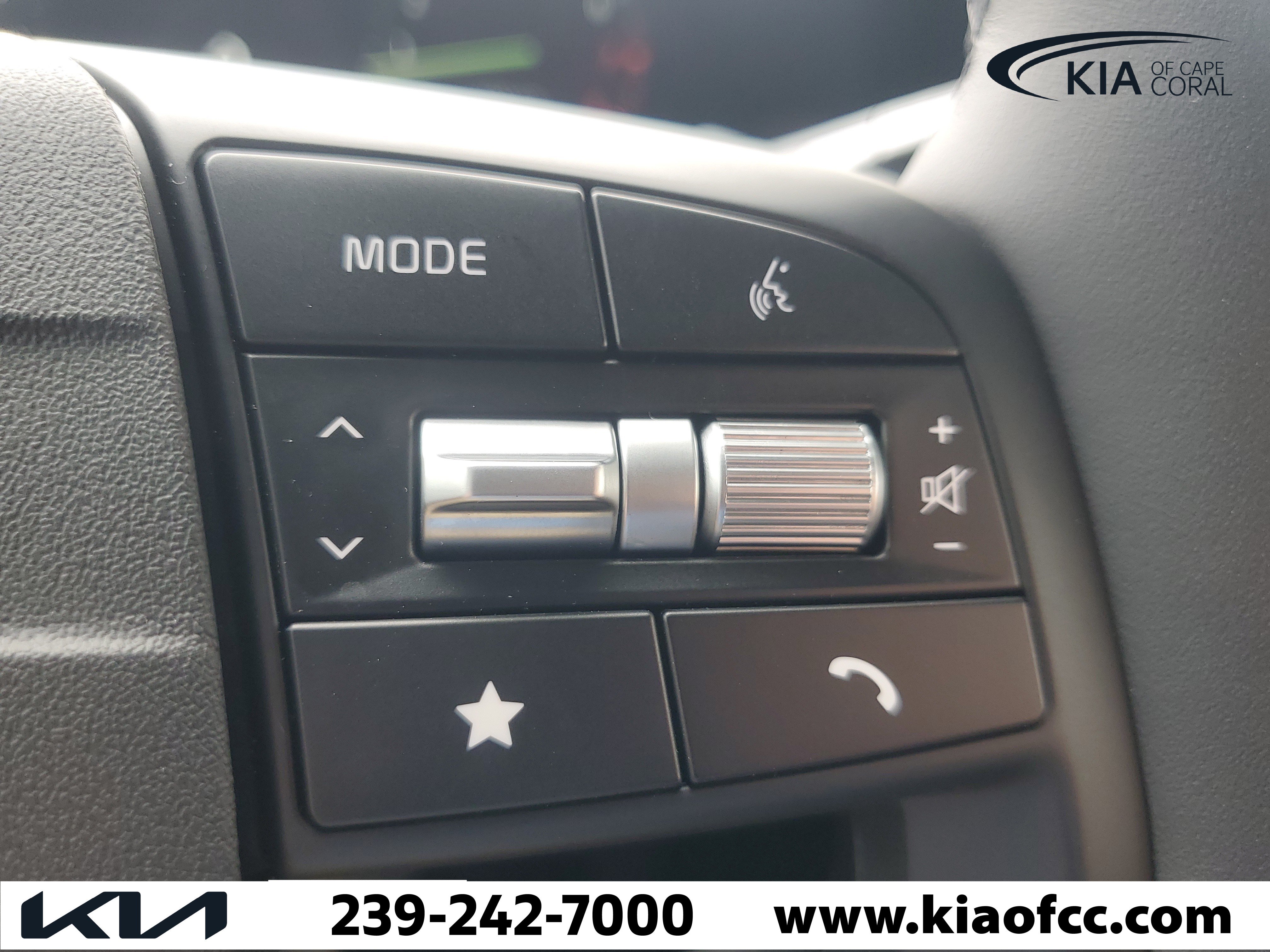 New 2026 Kia Sportage SX FWD image 22