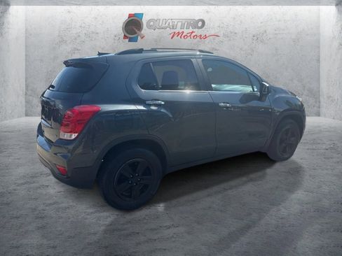 Used 2019 Chevrolet Trax LT w/ LT Convenience Package FWD image 6