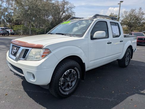 Used 2019 Nissan Frontier PRO-4X w/ Pro-4x Luxury Package image 8