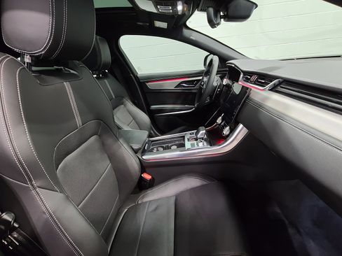 New 2024 Jaguar XF R-Dynamic SE image 14