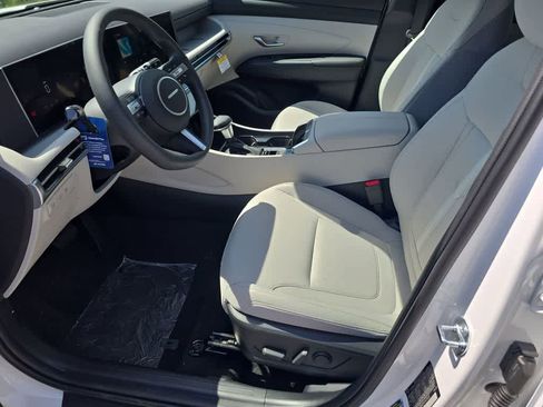 New 2026 Hyundai Tucson SEL FWD image 16