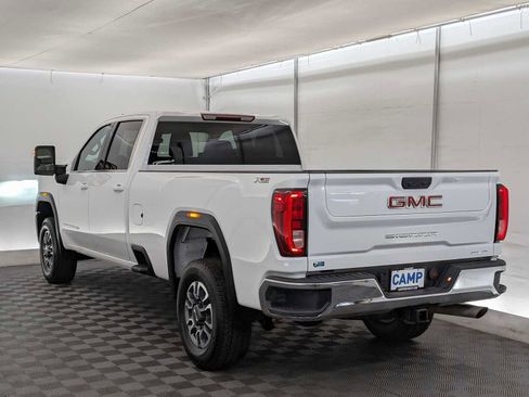 Used 2024 GMC Sierra 3500 SLE w/ SLE Value Package image 4