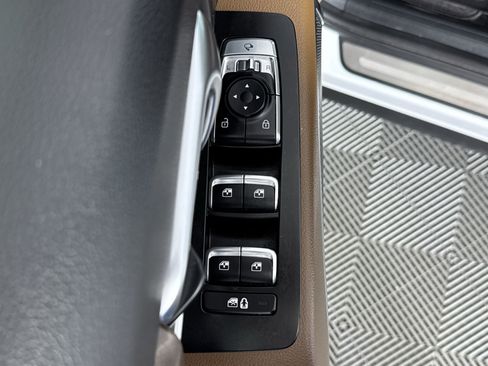 Used 2021 Kia Telluride SX w/ SX Prestige Package AWD/4WD image 26