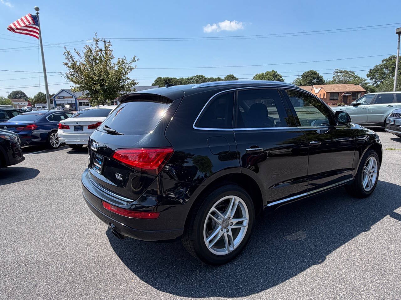 Used 2015 Audi Q5 2.0T Premium Plus w/ Technology Package AWD/4WD image 11