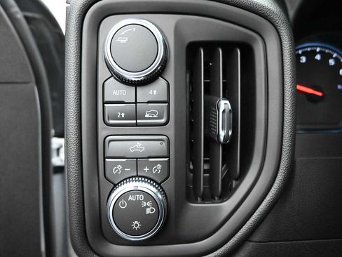 Used 2026 GMC Sierra 1500 Pro w/ Graphite Edition AWD/4WD image 19