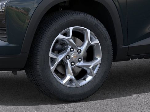 New 2026 Chevrolet Trax LS w/ LS Convenience Package FWD image 9