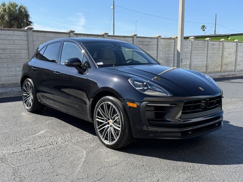 New 2026 Porsche Macan S image 8