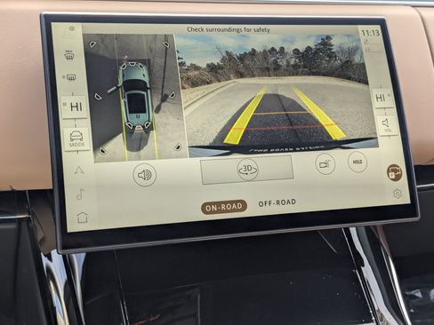 New 2026 Land Rover Range Rover Sport Dynamic SE image 13