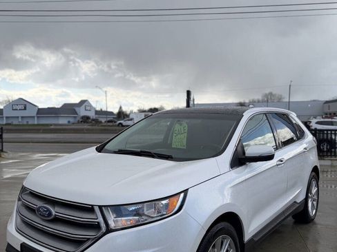 Used 2017 Ford Edge Titanium w/ Canadian Touring Package image 3