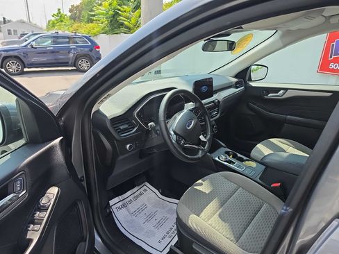 Used 2021 Ford Escape SE w/ Cold Weather Package AWD/4WD image 13