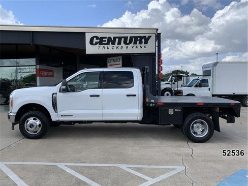 Used 2024 Ford F350 XLT w/ FX4 Off-Road Package AWD/4WD image 4
