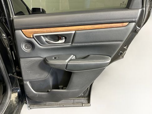 Used 2017 Honda CR-V EX-L image 32