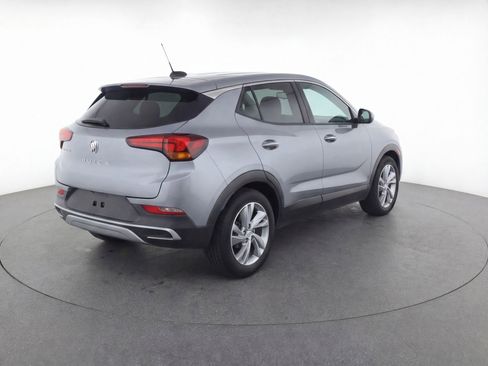 Used 2025 Nissan Altima 2.5 SV image 9