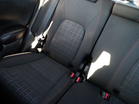 Used 2023 Honda HR-V Sport image 12