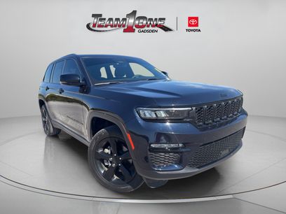 Used 2024 Jeep Grand Cherokee Limited w/ Black Appearance Package
