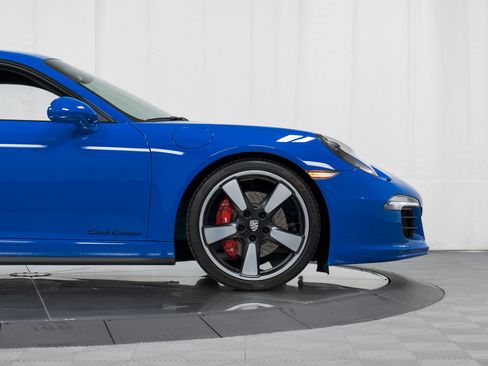 Certified 2016 Porsche 911 Carrera GTS image 11