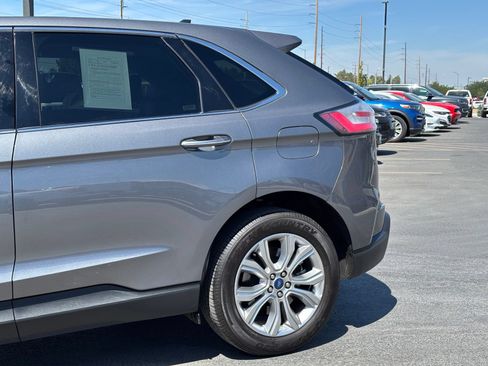 Used 2022 Ford Edge Titanium AWD/4WD image 7