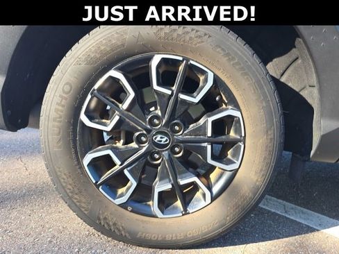 Certified 2023 Hyundai Santa Cruz SEL w/ Activity Package FWD image 6