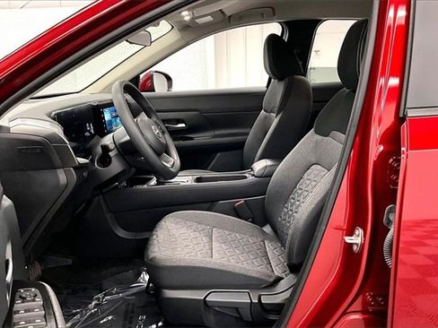 Used 2025 Nissan Kicks SV image 20