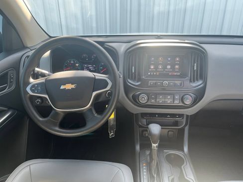 Used 2022 Chevrolet Colorado W/T w/ WT Convenience Package AWD/4WD image 21