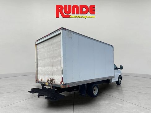 Used 2014 Chevrolet Express 3500 Extended RWD image 6