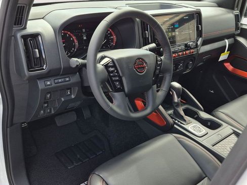 Used 2026 Nissan Frontier PRO-4X w/ Pro Premium Package AWD/4WD image 10