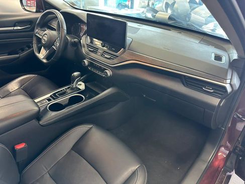 Used 2023 Nissan Altima 2.5 SL image 34