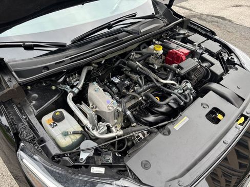 Used 2025 Nissan Sentra SV FWD image 27