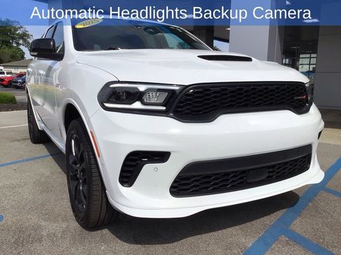Used 2025 Dodge Durango GT AWD/4WD image 3