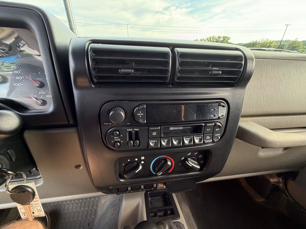 Used 2003 Jeep Wrangler Rubicon AWD/4WD image 18