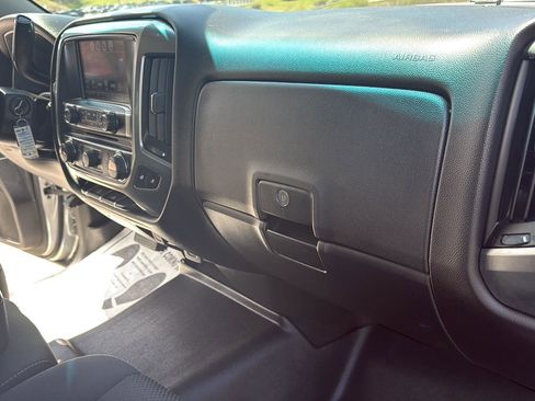 Used 2018 Chevrolet Silverado 1500 LT w/ All Star Edition image 35