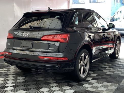 Used 2020 Audi Q5 2.0T Titanium Premium Plus w/ Premium Plus Package image 6