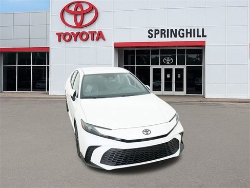 New 2026 Toyota Camry SE image 14