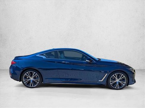 Used 2019 INFINITI Q60 3.0t Luxe w/ Essential Package image 4