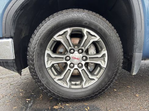 Used 2024 GMC Sierra 1500 SLT image 5