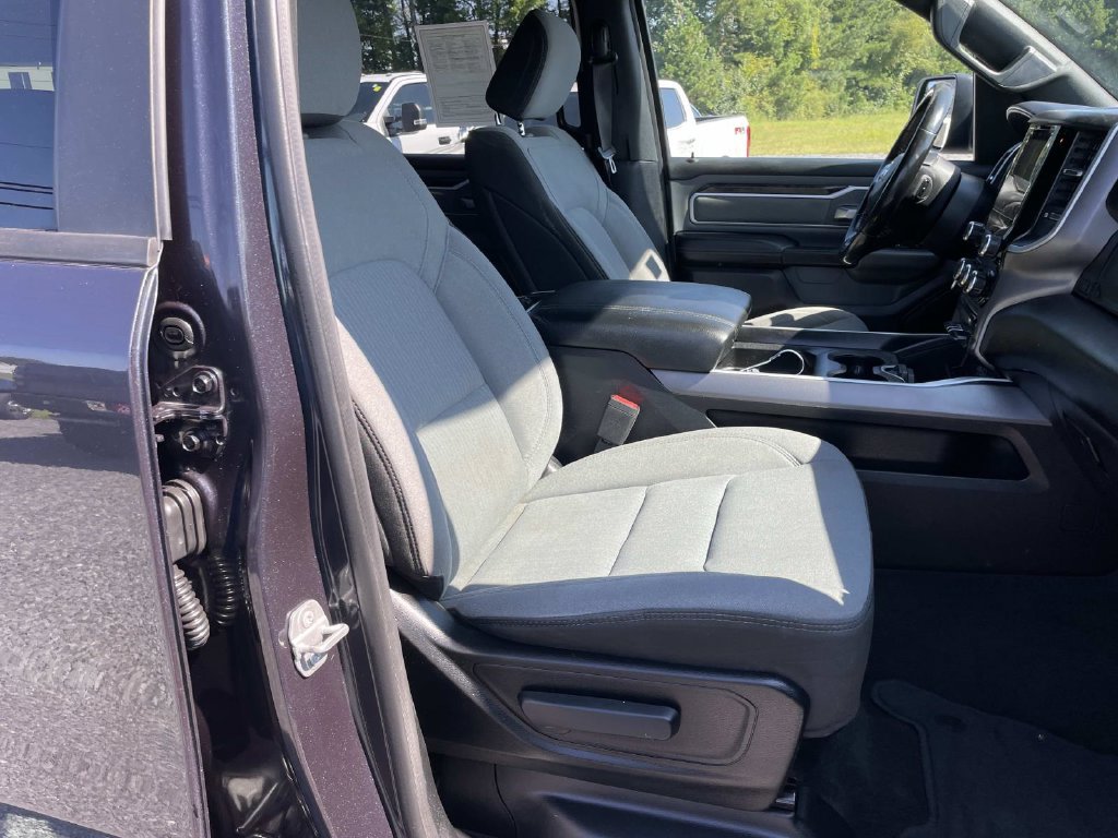 Used 2021 RAM 1500 Big Horn AWD/4WD image 34