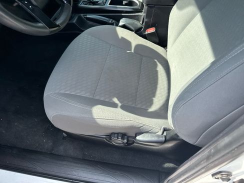Used 2023 Toyota Tacoma SR RWD image 7