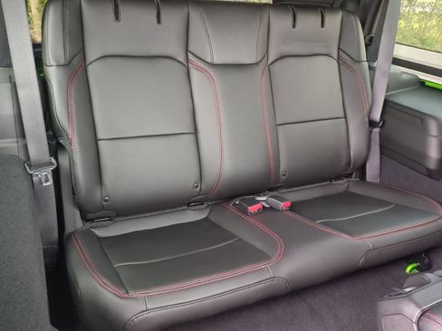 New 2026 Jeep Wrangler Rubicon AWD/4WD image 19