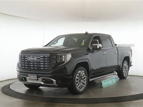 Used 2025 GMC Sierra 1500 Denali Ultimate image 10