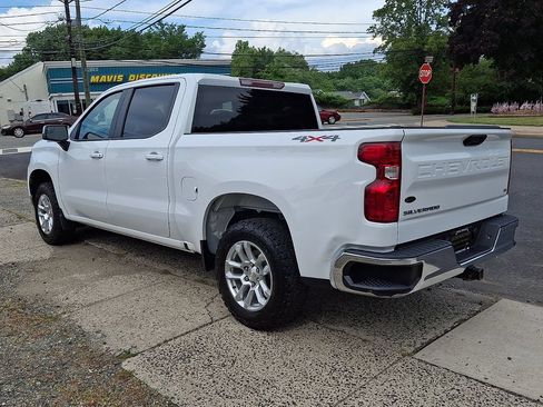 Certified 2024 Chevrolet Silverado 1500 LT AWD/4WD image 6