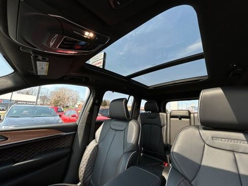 New 2026 Jeep Grand Cherokee Summit AWD/4WD image 40