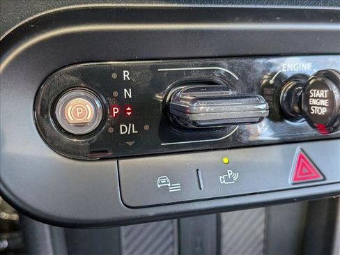 Used 2025 MINI Cooper S FWD image 12