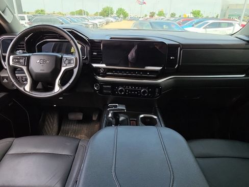 Used 2025 Chevrolet Silverado 1500 RST AWD/4WD image 18