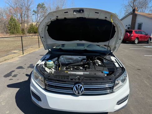 Used 2016 Volkswagen Tiguan S FWD image 10
