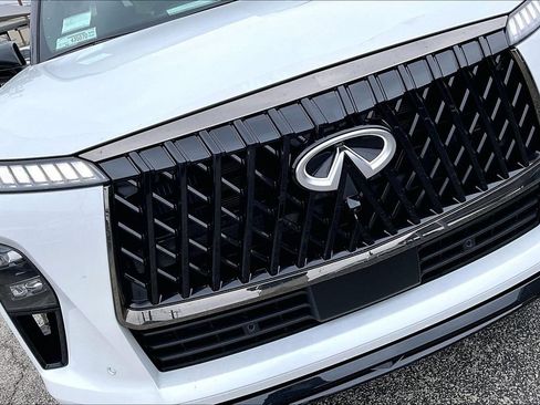 New 2026 INFINITI QX80 4WD image 39