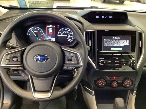 Used 2023 Subaru Forester AWD/4WD image 9